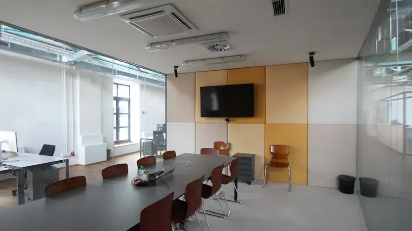 Pronájem kanceláře, Praha - Libeň, Lihovarská, 706 m2