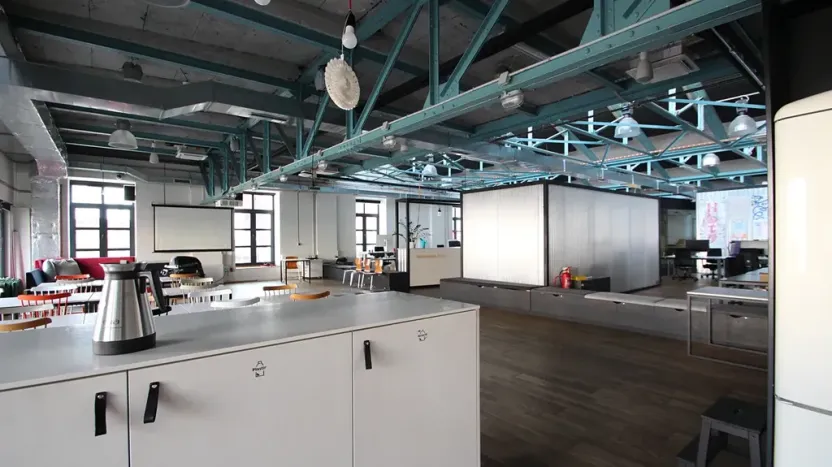 Pronájem kanceláře, Praha - Libeň, Lihovarská, 706 m2