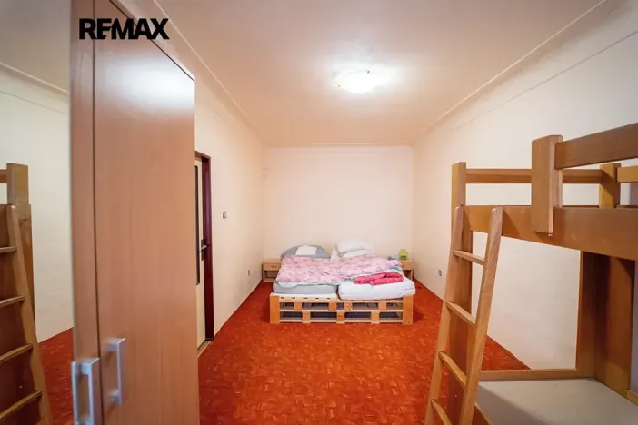 Prodej rodinného domu, Kutná Hora, Jungmannovo náměstí, 200 m2