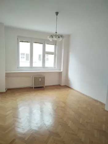 Pronájem bytu 2+1, Pardubice, Sladkovského, 75 m2