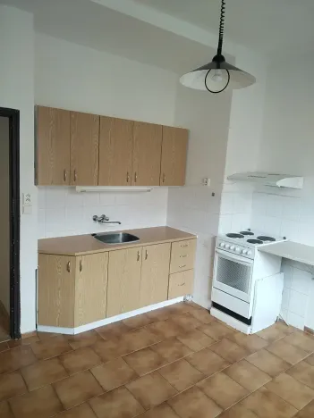 Pronájem bytu 2+1, Pardubice, Sladkovského, 75 m2