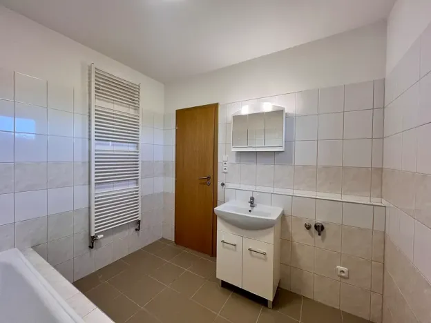 Pronájem bytu 3+1, Všetaty, 83 m2