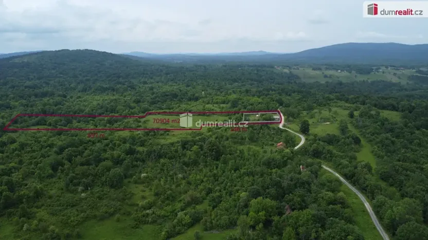 Prodej komerčního pozemku, Rakovica, Chorvatsko, 70904 m2