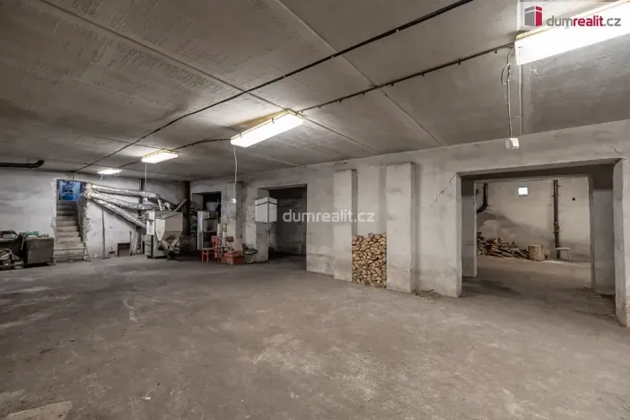 Prodej ubytování, Valeč, 43069 m2