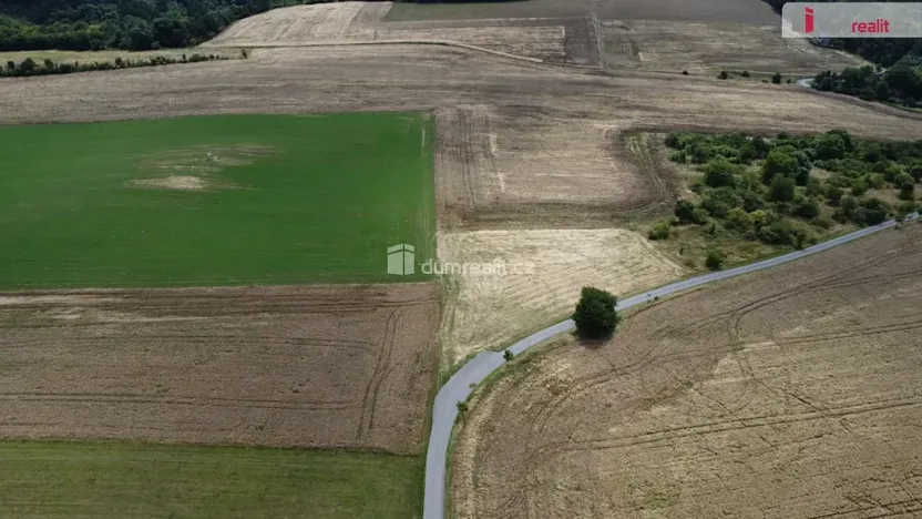 Prodej pozemku, Sýkořice, 3943 m2