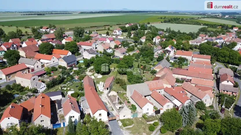 Prodej pozemku pro bydlení, Peruc, Na Karlově, 684 m2