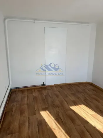 Pronájem bytu 2+1, Hořovice, Klostermannova, 52 m2