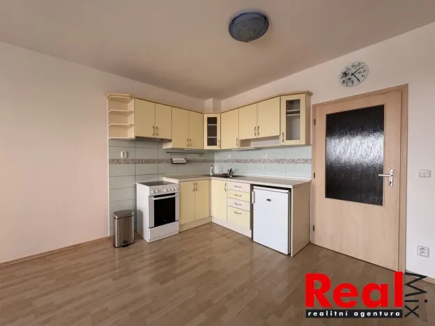 Pronájem bytu 1+kk, Brno - Líšeň, Sedláčkova, 40 m2