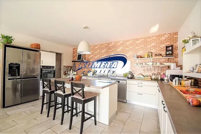 Prodej vily, Bellova Ves, Slovensko, 250 m2