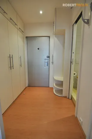 Pronájem bytu 2+kk, Praha - Ruzyně, Dědinská, 42 m2