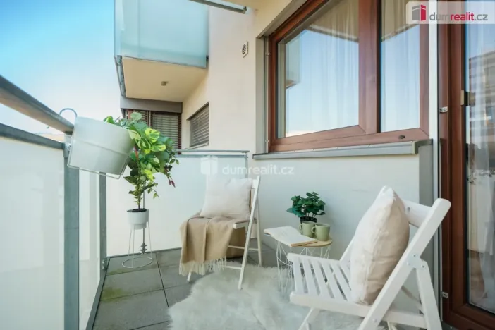 Pronájem bytu 1+kk, Praha - Jinonice, Pod stolovou horou, 37 m2