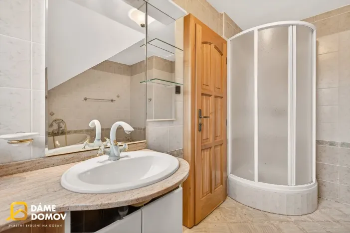 Prodej rodinného domu, Žeranovice, 250 m2