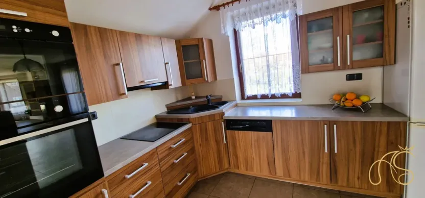 Prodej rodinného domu, Kouty, 220 m2