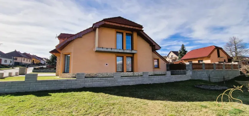 Prodej rodinného domu, Kouty, 220 m2