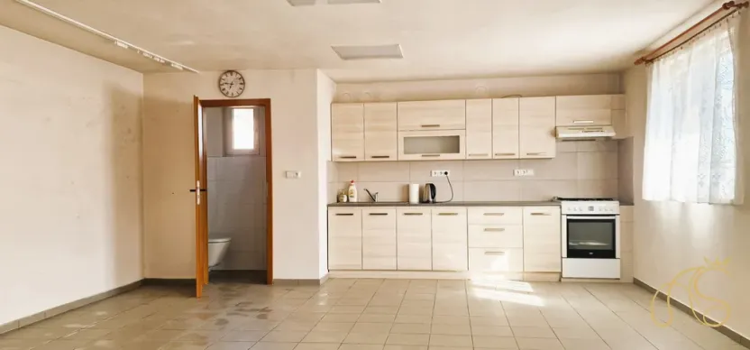 Prodej rodinného domu, Kouty, 220 m2