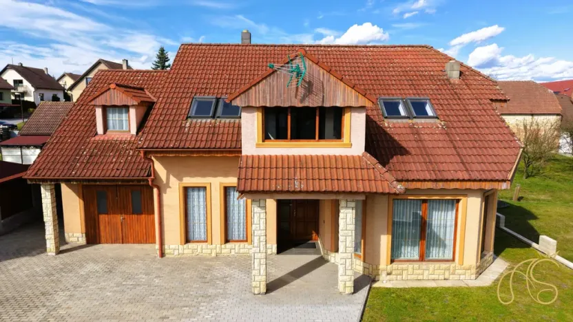 Prodej rodinného domu, Kouty, 220 m2