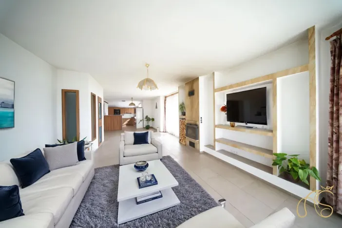 Prodej rodinného domu, Kouty, 220 m2