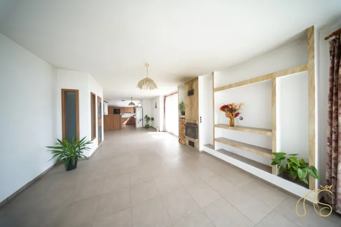 Prodej rodinného domu, Kouty, 220 m2