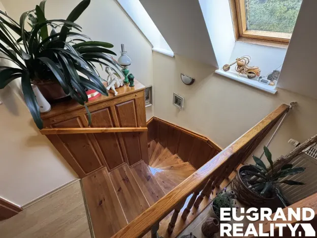 Prodej rodinného domu, Nový Bor - Janov, 219 m2