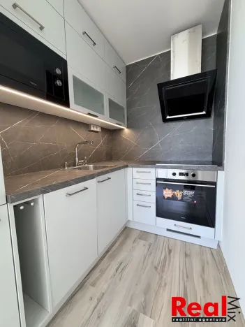 Pronájem bytu 2+kk, Brno - Starý Lískovec, Osová, 41 m2