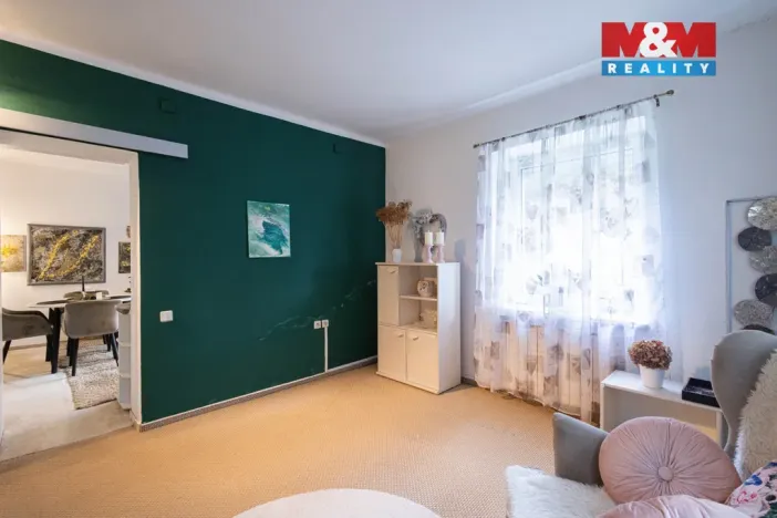 Prodej rodinného domu, Loučim, 300 m2