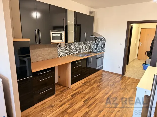 Pronájem bytu 2+kk, Liberec - Liberec VI-Rochlice, Nádvorní, 56 m2