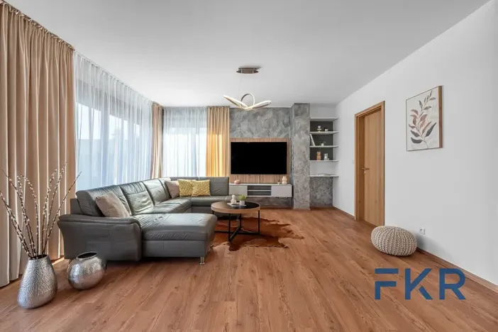 Prodej rodinného domu, Zásmuky, Za Tofou, 143 m2