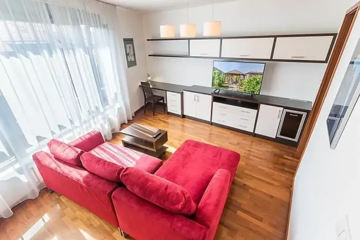 Pronájem bytu 2+kk, Praha - Nové Město, Na slupi, 50 m2