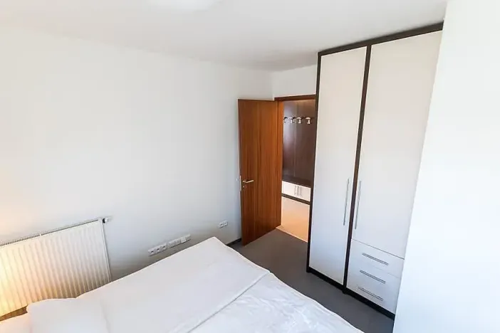 Pronájem bytu 2+kk, Praha - Nové Město, Na slupi, 50 m2
