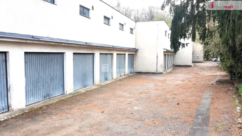 Prodej garáže, Brno, Strž, 17 m2
