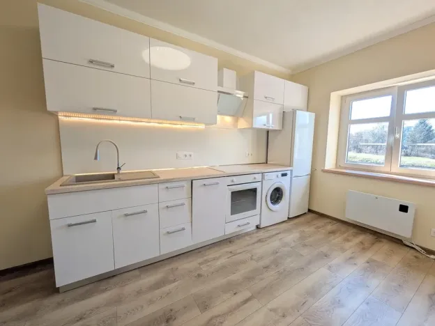 Pronájem bytu 2+kk, Karlovy Vary - Bohatice, U Trati, 34 m2