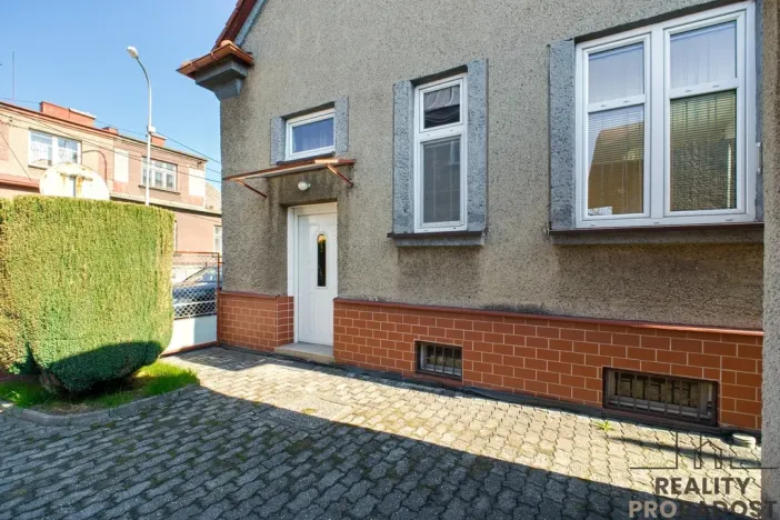 Prodej rodinného domu, Český Těšín, Karvinská, 181 m2