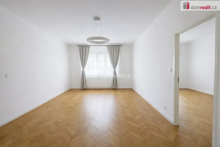 Pronájem bytu 3+1, Praha - Smíchov, Holečkova, 84 m2