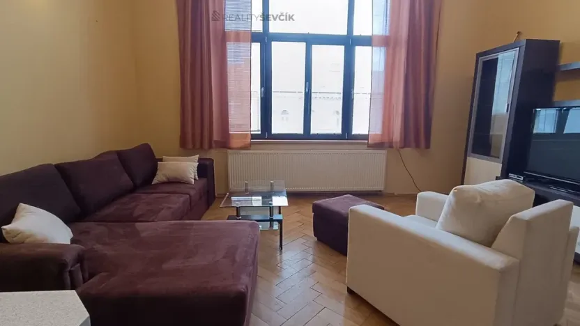 Pronájem bytu 2+kk, České Budějovice - České Budějovice 6, Žižkova tř., 62 m2