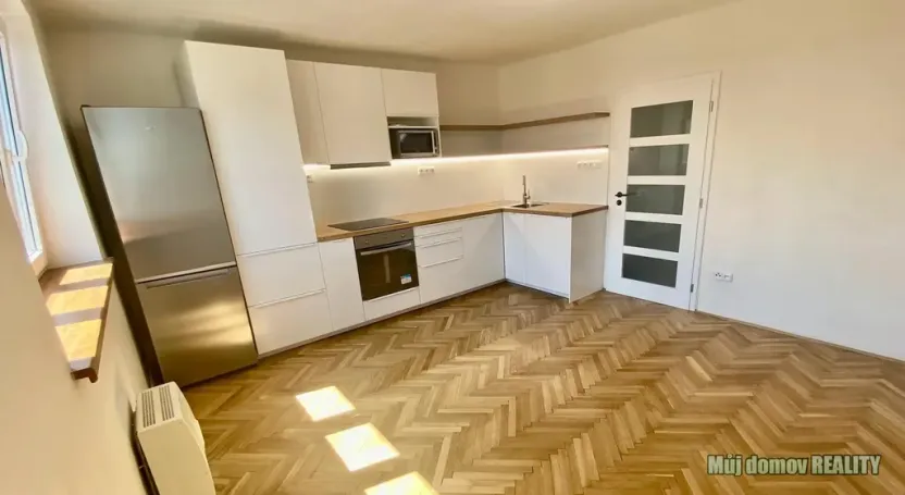 Pronájem bytu 2+kk, Praha - Ďáblice, Ďáblická, 50 m2
