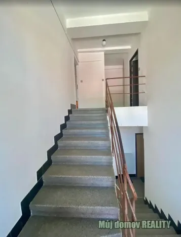 Pronájem bytu 2+kk, Praha - Ďáblice, Ďáblická, 50 m2