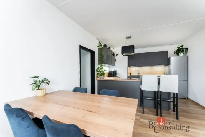 Pronájem bytu 3+kk, Praha - Troja, Pomořanská, 69 m2
