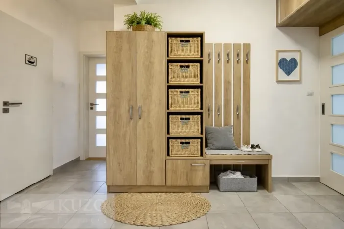 Prodej bytu 3+1, Moravany, Tichá, 108 m2