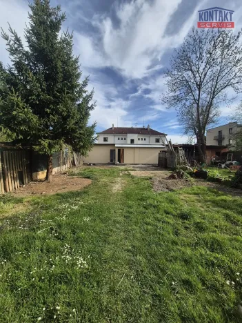 Pronájem zahrady, České Budějovice, Šípková, 400 m2