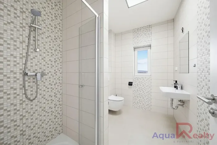 Prodej bytu 3+kk, Karlovy Vary, Dubová, 83 m2