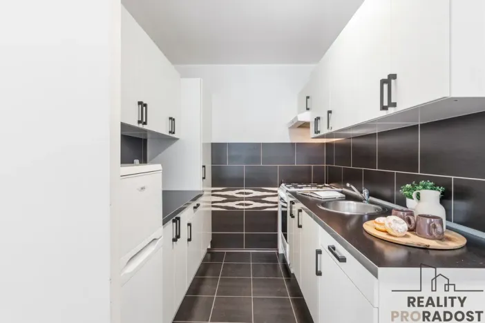 Prodej bytu 3+1, Praha - Stodůlky, Bellušova, 70 m2