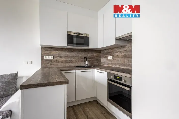 Pronájem bytu 2+kk, Cvikov - Cvikov II, Sídliště, 43 m2