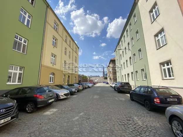 Pronájem bytu 1+kk, Olomouc, Praskova, 54 m2