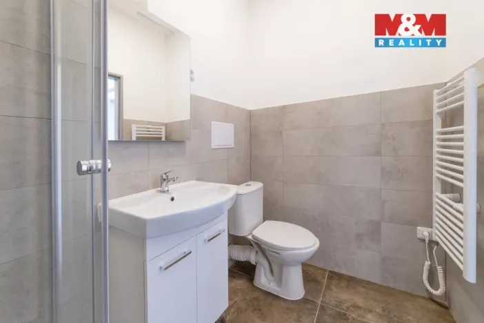 Pronájem bytu 1+1, Sokolov, Nádražní, 39 m2