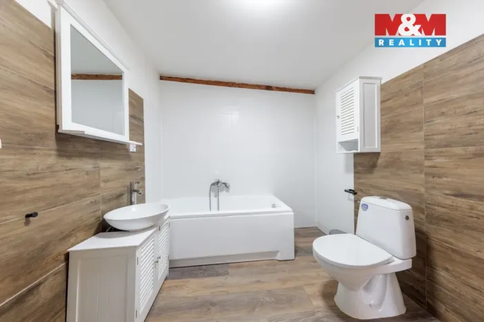 Prodej rodinného domu, Hroznětín, Mlýnská, 327 m2