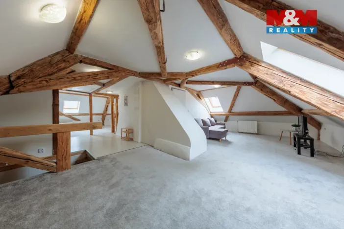 Prodej rodinného domu, Hroznětín, Mlýnská, 327 m2