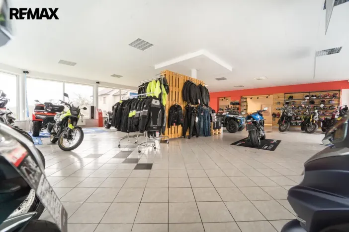 Prodej obchodního prostoru, Drásov, 300 m2