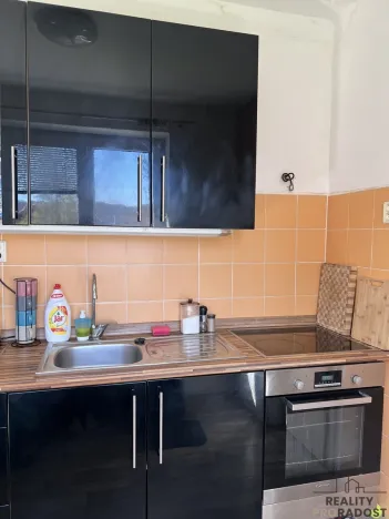 Pronájem bytu 2+1, Ústí nad Labem, Studentská, 52 m2