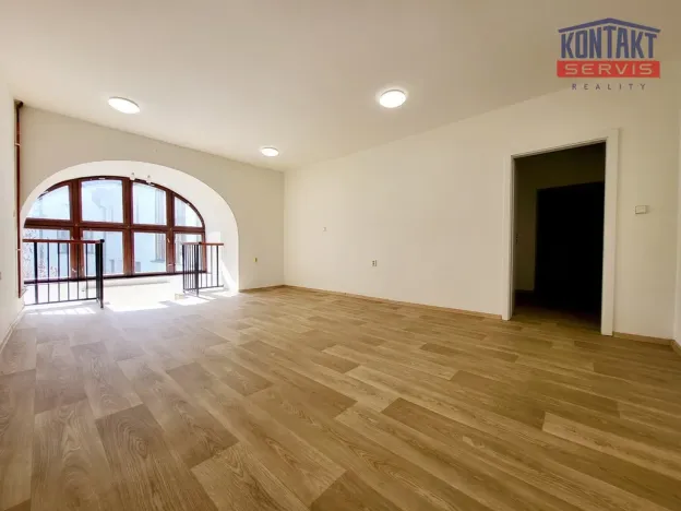Pronájem bytu 2+1, České Budějovice, nám. Přemysla Otakara II., 86 m2