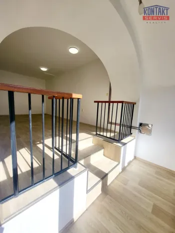 Pronájem bytu 2+1, České Budějovice, nám. Přemysla Otakara II., 86 m2